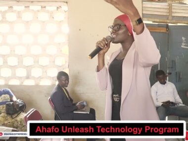“Don’t just use social media, take advantage of it to make money”-entrepreneur to youth